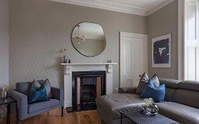Esslemont Pad